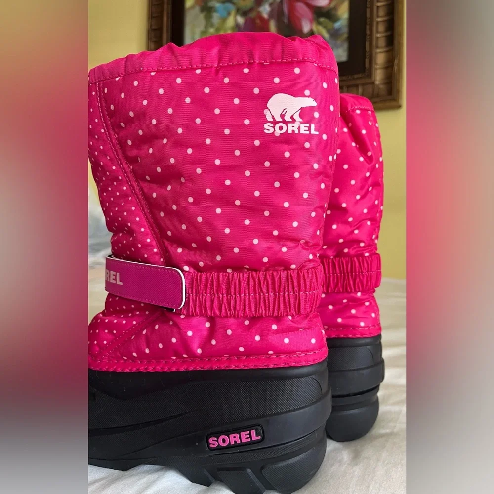 Sorel Flunny Pink and Black Winter Snow‎ Boots big girl Sz 5